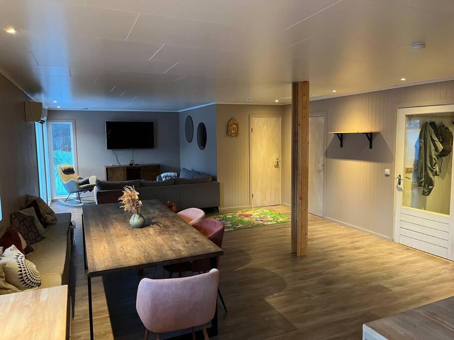 Skjomen Lodge Elvegard Екстериор снимка